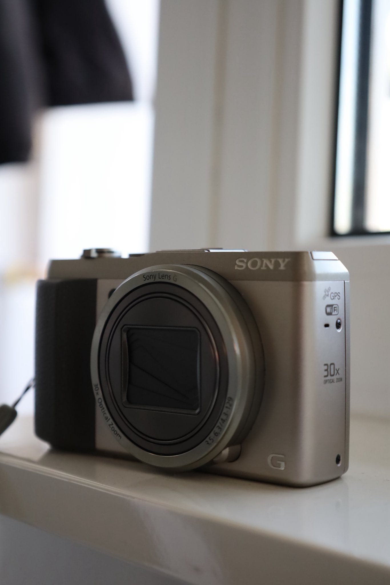 Cameră compactă Sony Cyber-shot DSC-HX50V