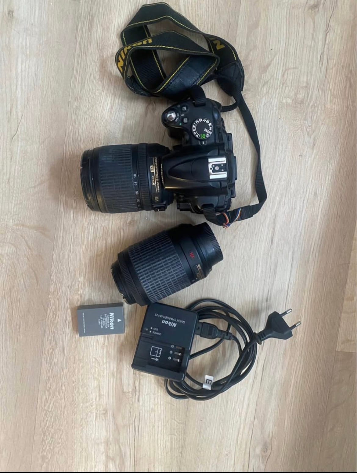 Kit Nikon D5000