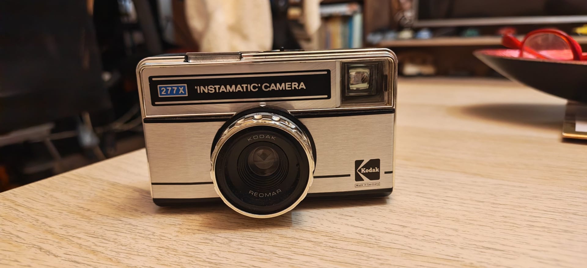 Aparat foto vintage KODAK Instamatic 277X + Geantă originală